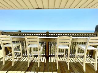OCEANFRONT HOUSE ON THE SAND 2 Kings 4br 4ba 3rd Floor of Triplex SLEEP 12 PGP3 - 6