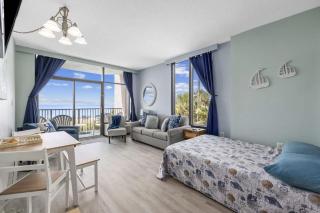 *FRESH NEW OCEANFRONT*Pool*KING Bed*OMG VIEW*Approved Dogs*F22-4 - Myrtle Beach - 3