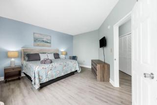 *FRESH NEW OCEANFRONT*Pool*KING Bed*OMG VIEW*Approved Dogs*F22-4 - Myrtle Beach - 1