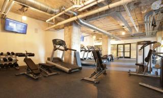 Heart of Downtown Dallas 2BR 2BA Getaway - 1