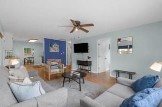 *COMFY N. MYRTLE HOUSE*3 NEW Queens*Steps to the Beach*V384 - Myrtle Beach - 8