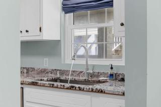 *COMFY N. MYRTLE HOUSE*3 NEW Queens*Steps to the Beach*V384 - Myrtle Beach - 2