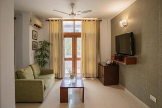 Ahuja Residency DLF Phase 2 - Gurgaon - 2