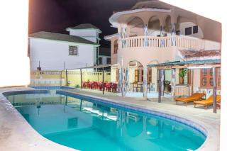 One Bedroom with 3 beds can sleep 4 - Mombaça - 6
