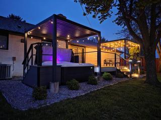 New! Family Retreat - Hot Tub & Fun country home - Willard - 2