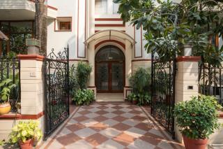 Ahuja Residency DLF Phase 2 - Gurgaon - 9