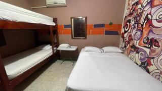 Tamarindo Hostel - San Pedro Sula - 7