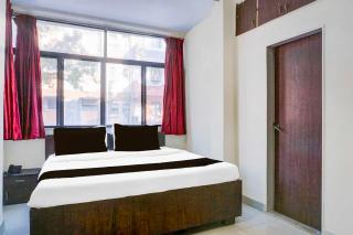 Townhouse Central Viman Nagar - Poona - 4