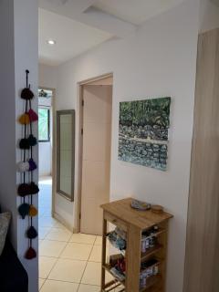 Charming Nook Second Floor Condo With Rooftop - 2