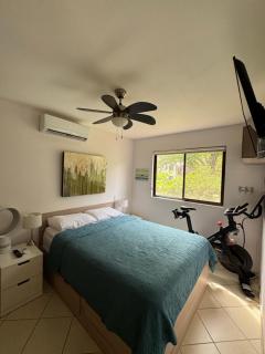 Charming Nook Second Floor Condo With Rooftop - 1