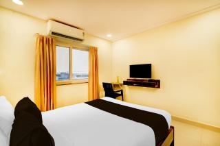 Townhouse De Alphabet Hotel - Gandimaissamma - Haiderabad - 5