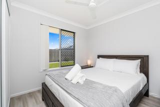 Ideal for Tradies and Nurses by Custom Bnb Hosting - 8