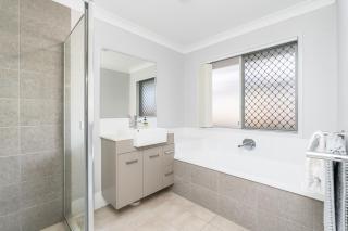 Ideal for Tradies and Nurses - Point Vernon - 3