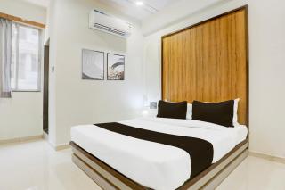 Hotel O ALEXA Hotel - Surat - 0