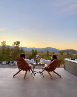 TyM House - - 0