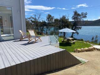 Tides - Architecturally-designed holiday home - Eaglehawk Neck - 1