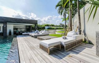 The Beach Villa Cemagi - - 4