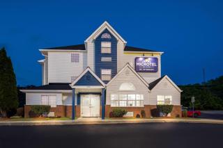 Microtel Inn & Suites by Wyndham Norcross - Norcross - 7