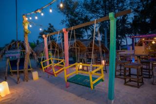 The beach lovers nilaveli - 1