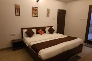 Hotel Duke Inn Couple friendly - Bhopal - 9