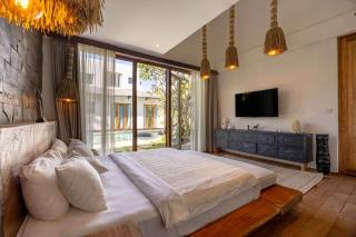 Villa HOM - Stylish Huge LUX NEW 6BR 16px Next To Canggu - Kerobokan - 1