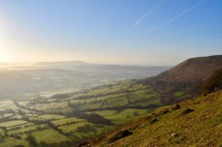 Hot Tub, Stream-Side Garden, Mountain Views, 17thC - 3