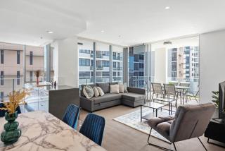Spacious Portside Apt with Car Park, Bath and Balcony - Brisbane - 0