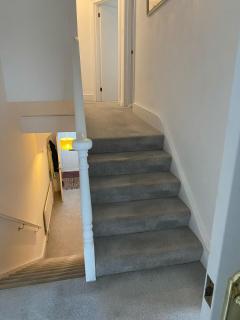 Spacious 4-Bed Home R&B STAYS Welcomes You - Eastbourne - 1
