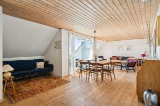 Stunning Home In Ebeltoft With 9 Bedrooms And Internet - 2