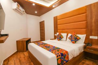 FabHotel Ambassador - Chandīgarh - 8