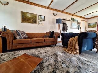 Entire home in Bradys Lake, Tasmania's Central Highlands - 3