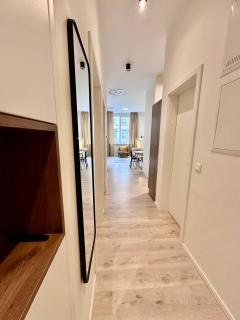 Bratislava Family Apartment with 2 bedrooms, terrace and free garage parking - Bratislava - 4