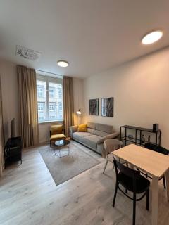 Bratislava Family Apartment with 2 bedrooms, terrace and free garage parking - Bratislava - 0