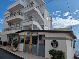 Prishtina Hotel - Ksamil - 0