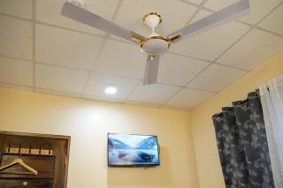 The Hideaway - Accra - 9