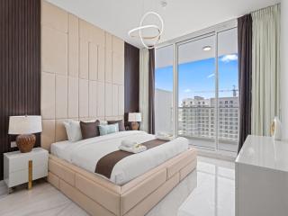 A Sophisticated 2BR Stay w Study in Gemz-9 - 3