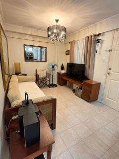 Condo in Pasig near SmEast with pool access & wifi - Manila - 0