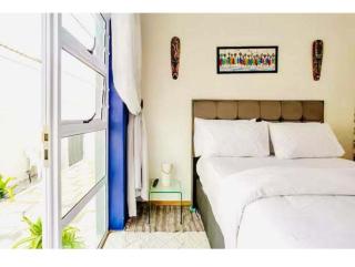 Caline VIP Luxury Jacuzzi &, Swimming Pool MEWS - Kapstadt - 1