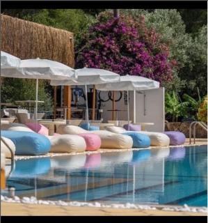 Bungalow in a holiday village, Kyrenia - Larnaca - 3