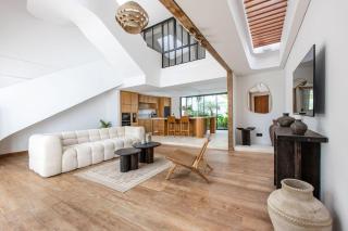 Stylish 2 bedroom Villa in Prime Location - Canggu - 0