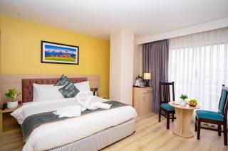 Velvet Luxe Hotel - Jogīkuti - 2