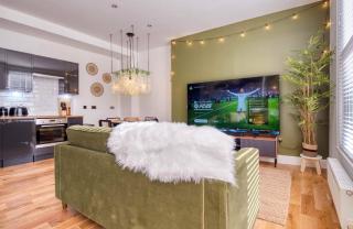 London Putney High St - hot tub, rooftop & cinema - Londra - 2