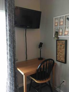 GFU neighborhood and Oregon Wine Country studio - Newberg - 6
