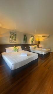 Arwana Beachfront Resort - Pulau Besar - - 8