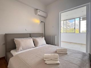 Pame Rentals - Terrace Dreams with Pasalimani View - Piraeus - 9