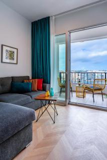 Prime Location 3BR Apartment with Stunning View by ArcoBnb - Sliema - 6