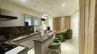 Cozy Haven Retreat- 1 Bed apartment - Lahore - 1