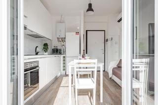 JOIVY Sublime Flat with Balcony - Milano - 4