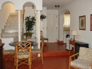 PINOS 11 MENYBER - Nerja - 2