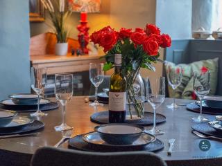 Bay Tree Cottage - 1